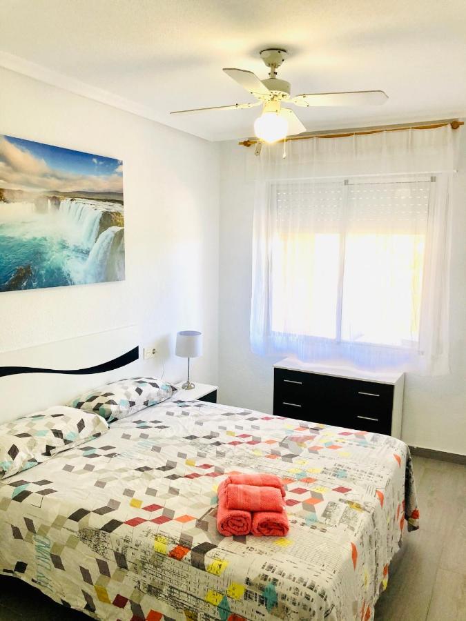 Apartamento Santa Pola"The Guitar" 300 M De La Playa Luaran gambar