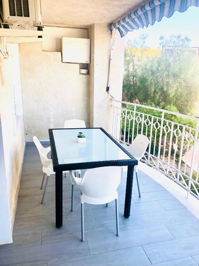 Apartamento Santa Pola"The Guitar" 300 M De La Playa Luaran gambar
